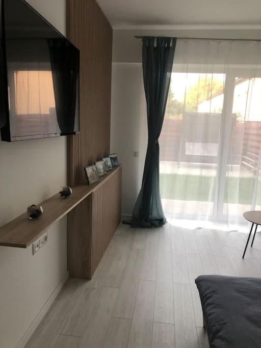 Studio Cu Gradina Proprie Apartment Popesti-Leordeni Bagian luar foto